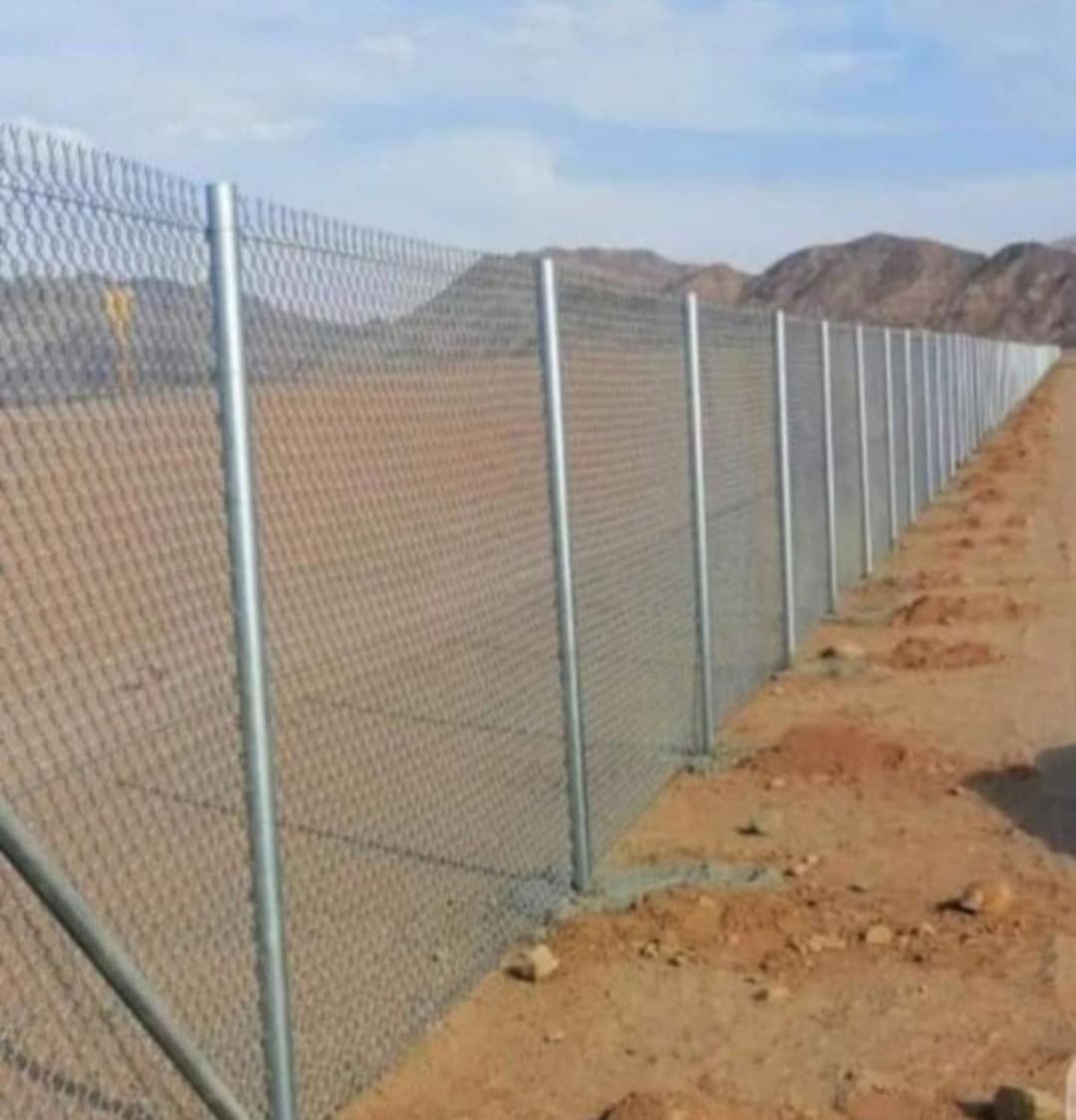 مشروع شبوك أمنية مجلفنة لحماية أرض في حي بريمان